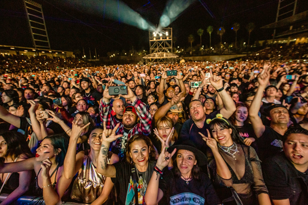 Motley Crue and Def Leppard Meet the Mexican Metal Monster Known as CDMX