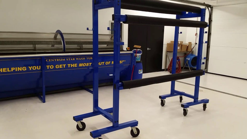 Mini Rug Hanging Rack by Thomas Monahan (3 years ago)