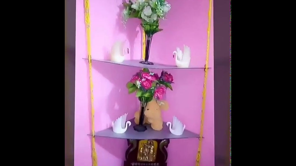 DECORATIVE MACRAME HANGING RACK This video is just to show what is DECORATIVE MACRAME HANGING RACK This is very simple,easy but looks ...