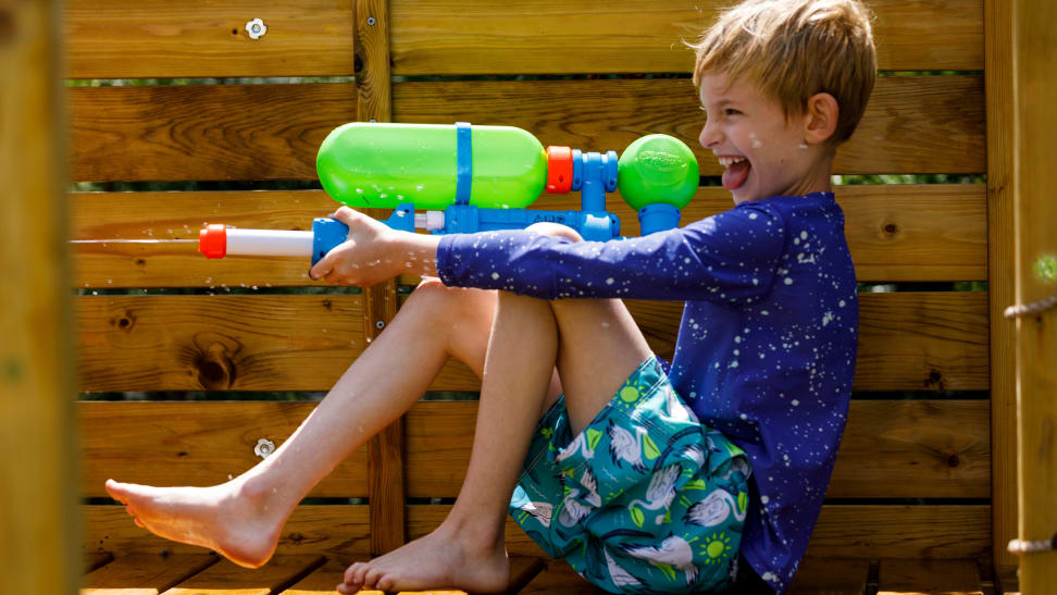 20 awesome water toys your kids will play with all summer long