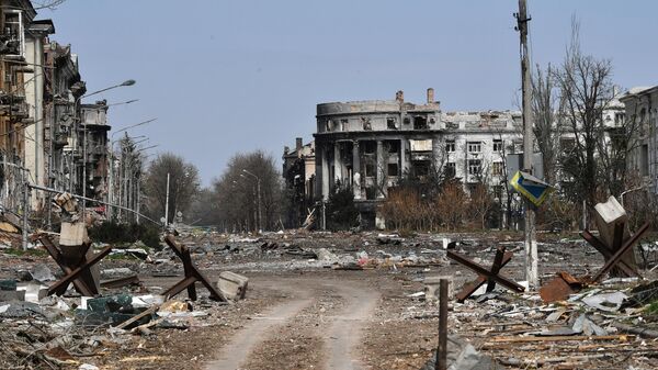 Video: Russian Assault Team Storms Building During Battle for Artemovsk