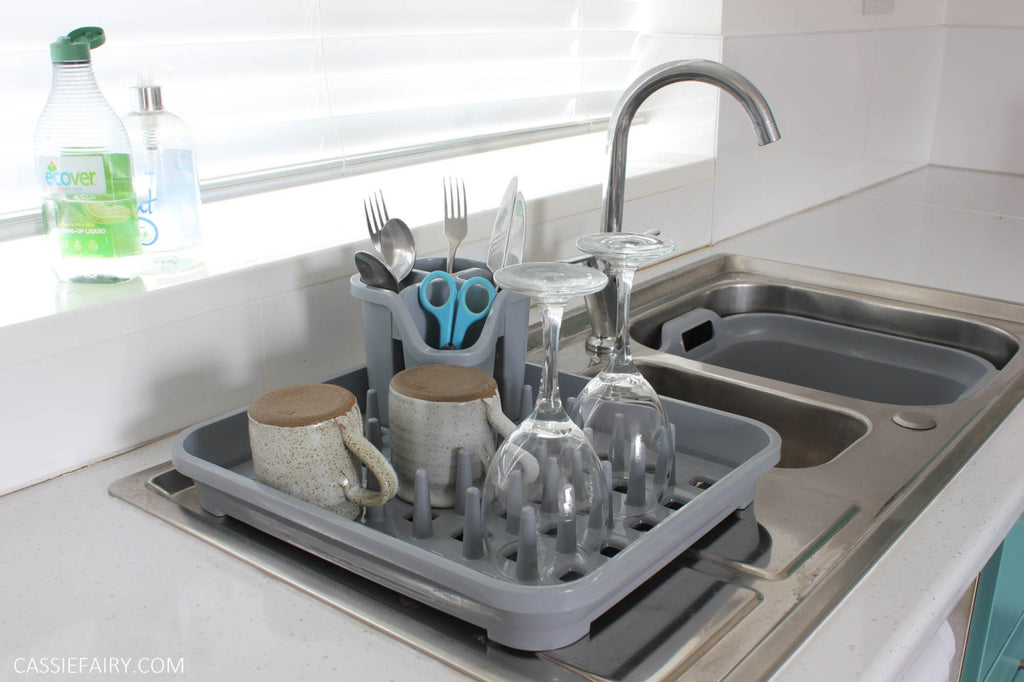 5 Easy steps to organising (and minimising) your kitchen cupboards