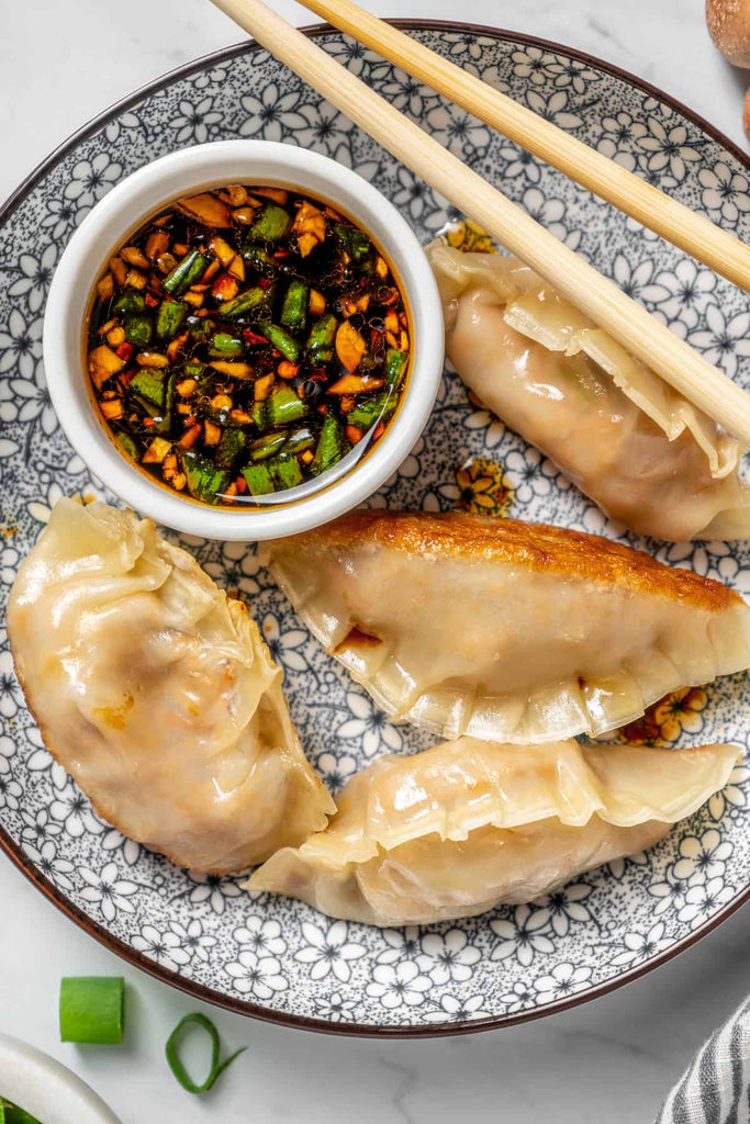 Vegan Dumplings With Dipping Sauce